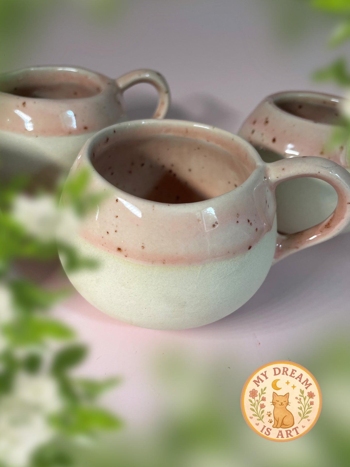 Pré-commande petite tasse en grès brute et rose mouchetée personnalisable
