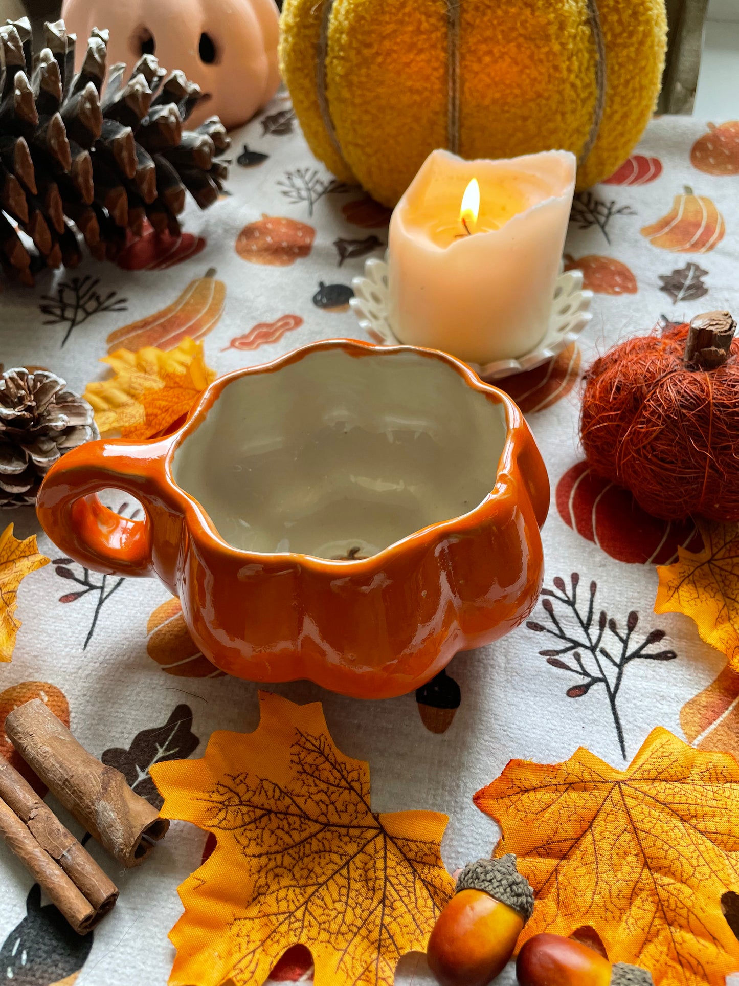 Tasse citrouille orange pré-vente