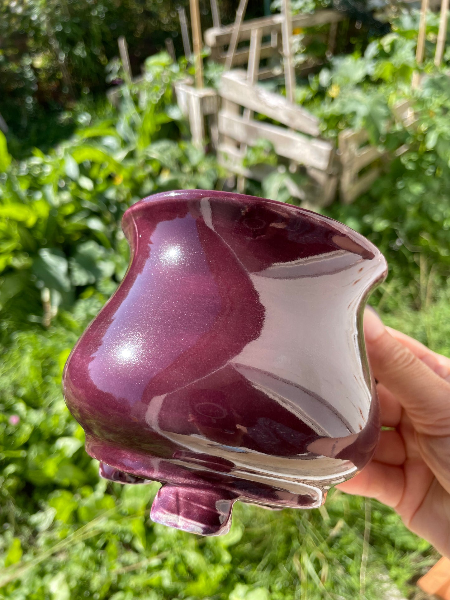 Tasse chaudron imparfaite prune