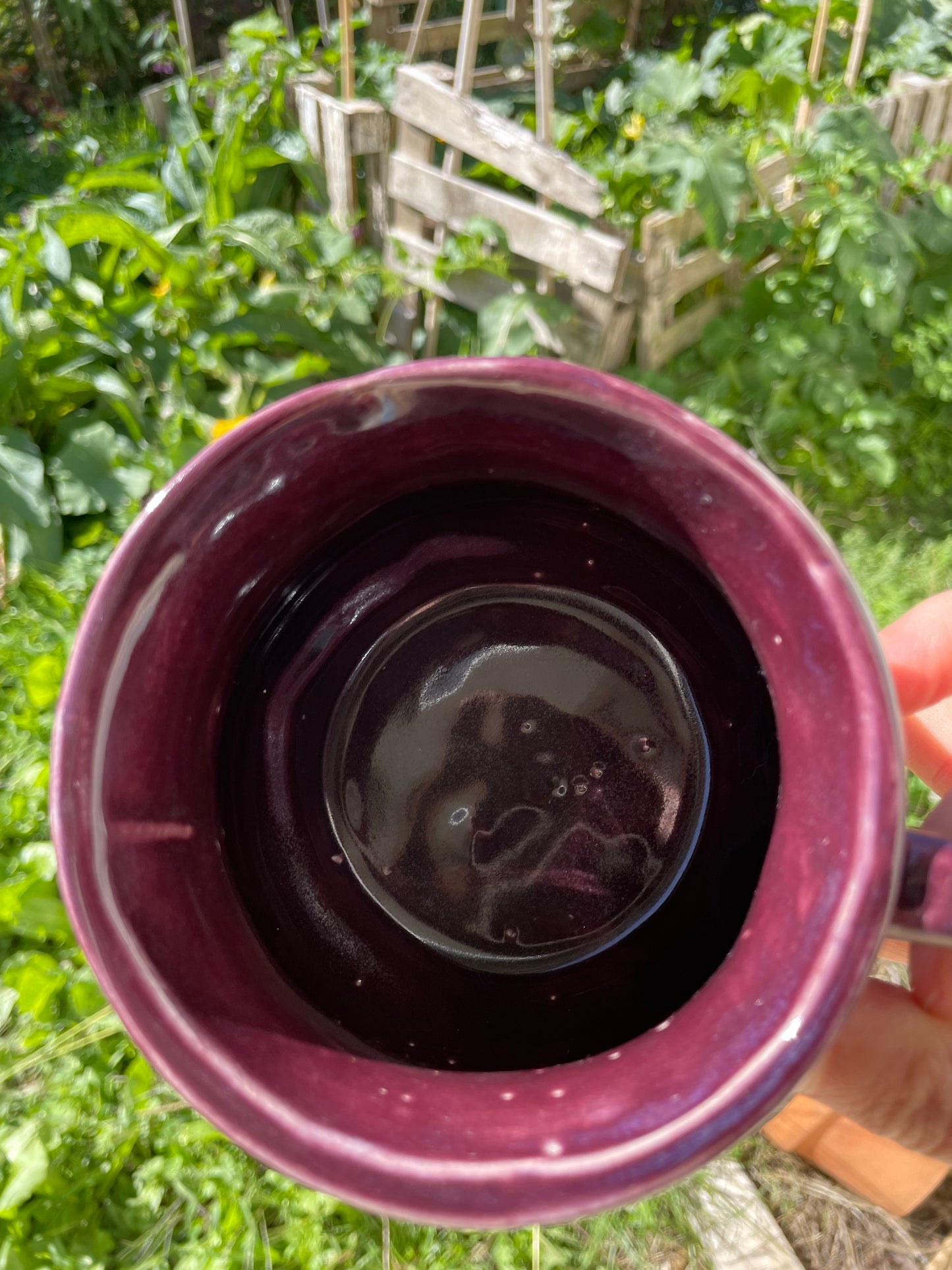 Tasse chaudron imparfaite prune