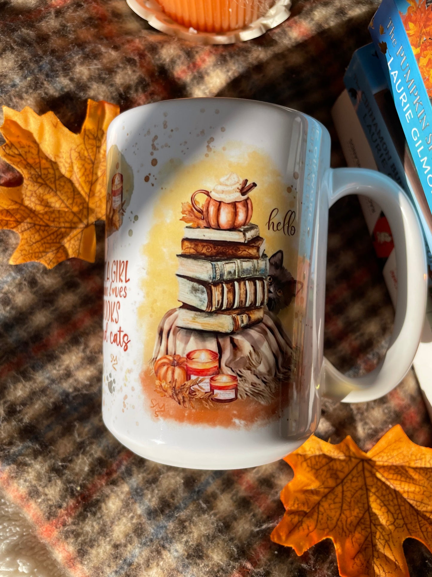 Tasse amoureuse de livres et de chats