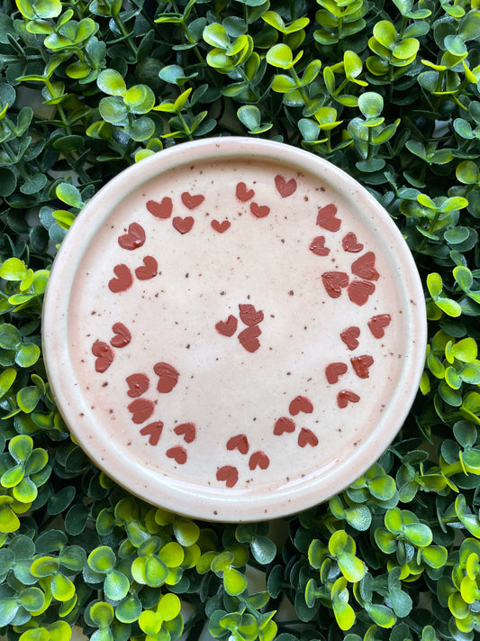 Petite assiette rose cœur assortie à la tasse maman d’amour