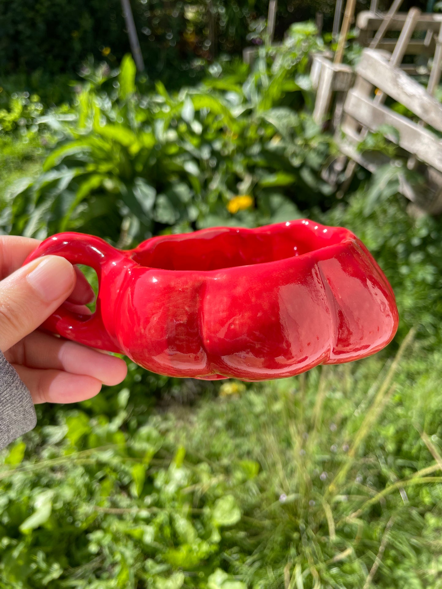 Tasse citrouille rouge biscornue