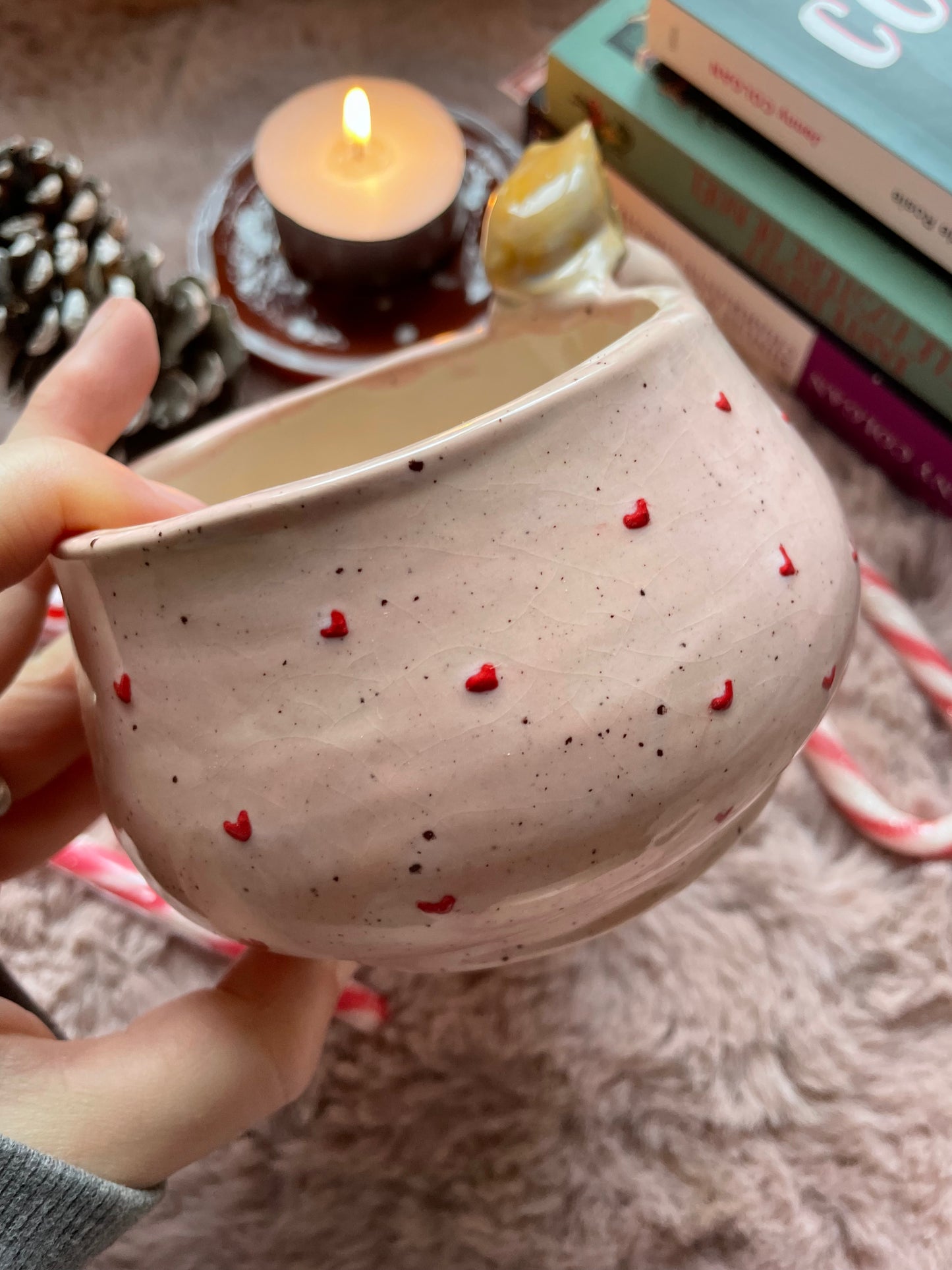 Tasse chat roux fond rose et cœur